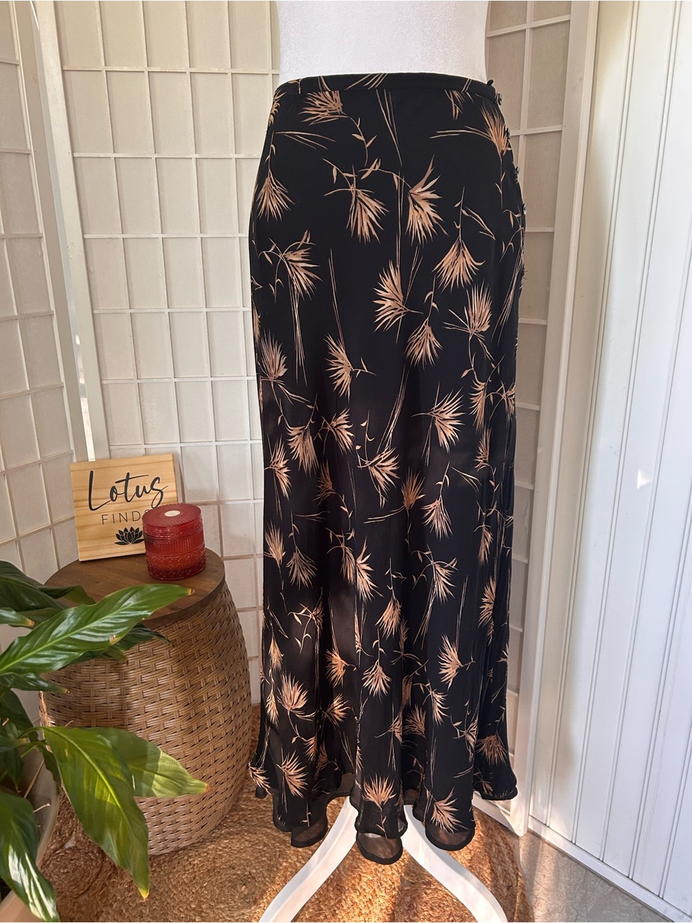 Ann Taylor Black Maxi Skirt with Tan Botanical Print